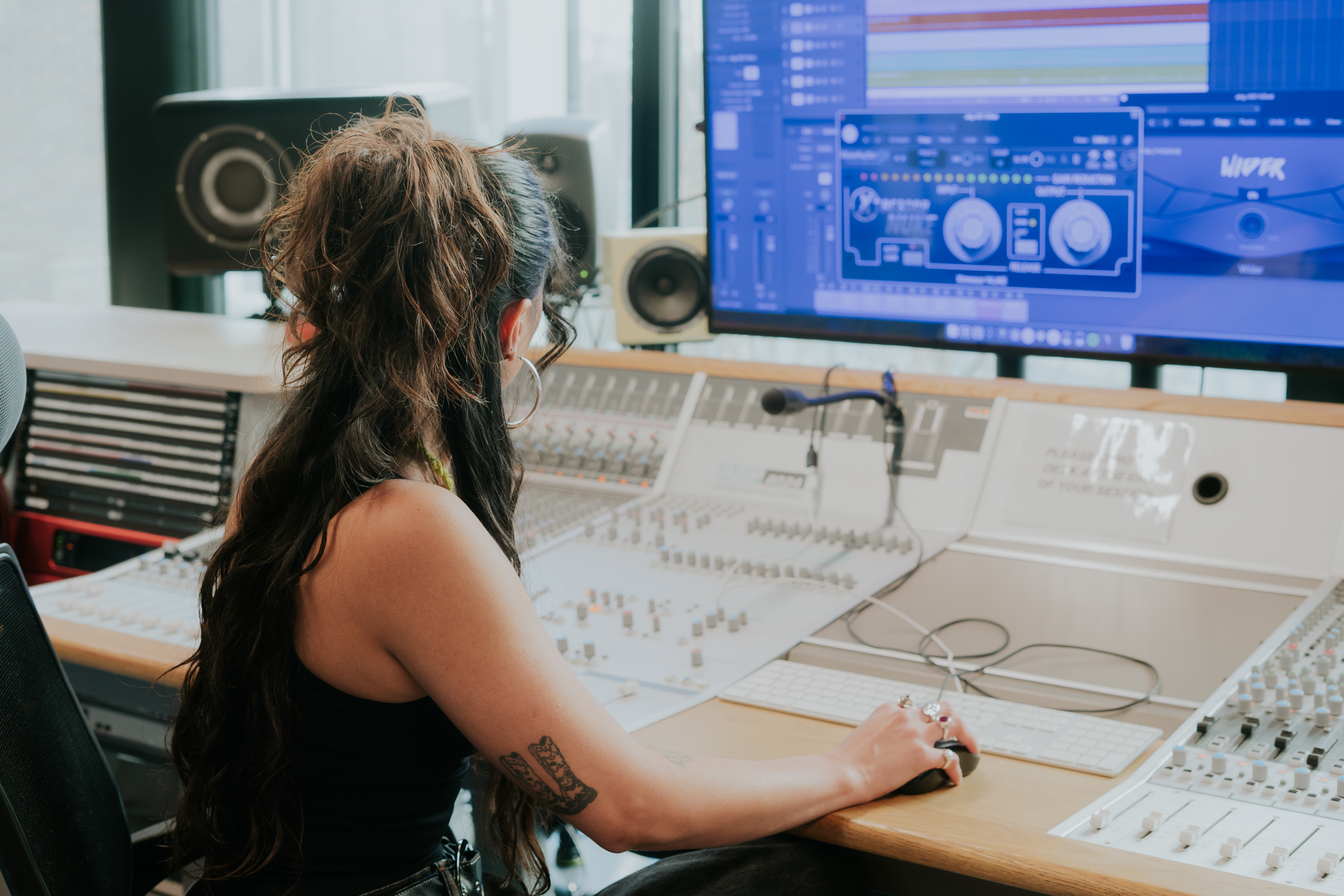 Music Composer vs Producer: What’s the Difference?
